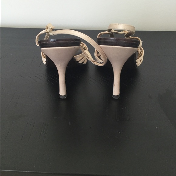 BCBG champagne satin heels - Picture 4 of 4